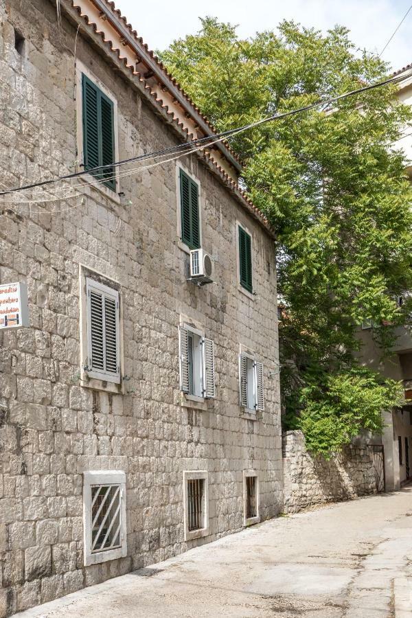 Studio Nana - By Golden Gate In Old Town Split Exterior photo